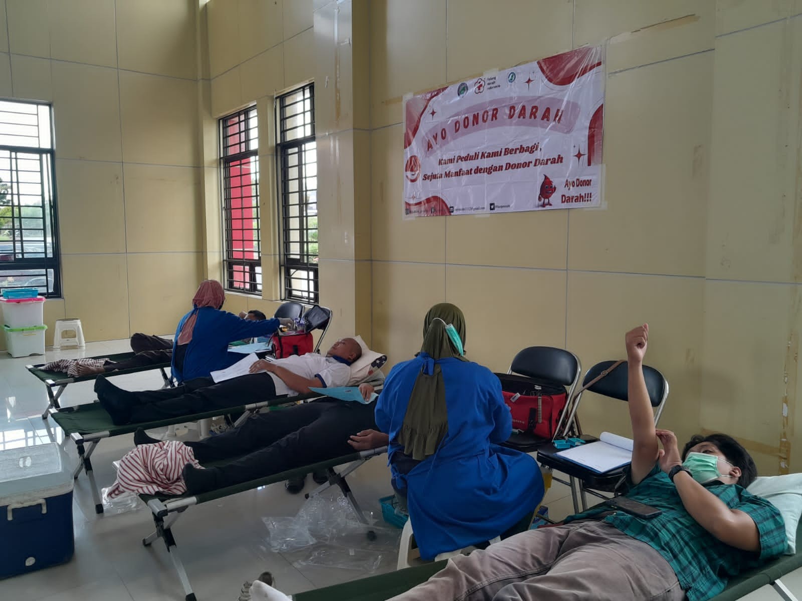 UKM KSR PMI Unit Universitas Borneo Tarakan Mengadakan Kegiatan Donor Darah